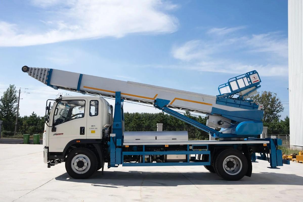 朝天云梯上料车租赁费用